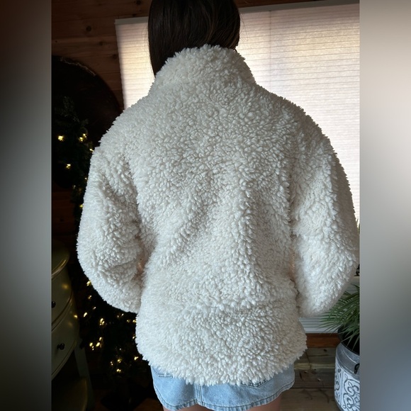 LONG SLEEVE TEDDY BEAR ZIP UP JACKET Size M - Picture 10 of 14